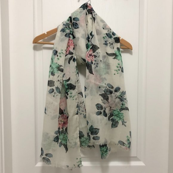 *BRAND NEW* Banana Republic Sheer Floral Scarf - Picture 1 of 6